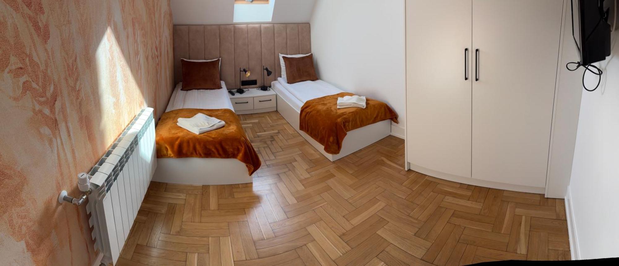 Lesny Dworek Gronkow Экстерьер фото