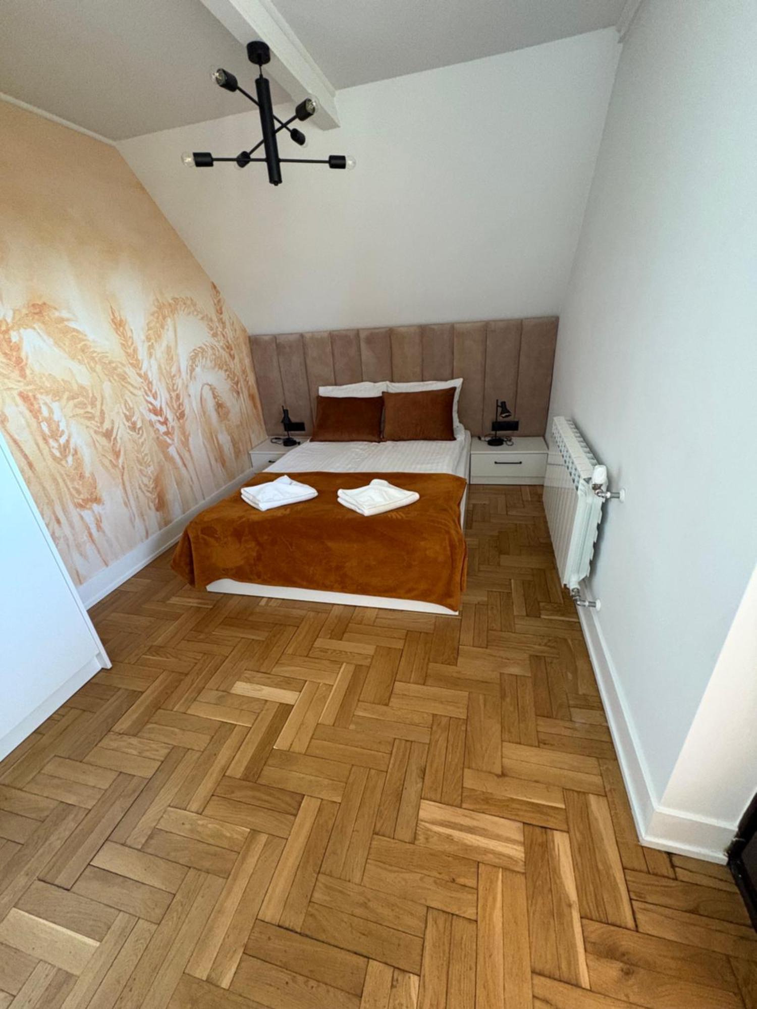 Lesny Dworek Gronkow Экстерьер фото